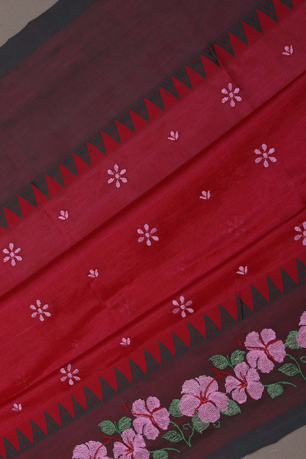 Image of Mangalgiri embroidery saree