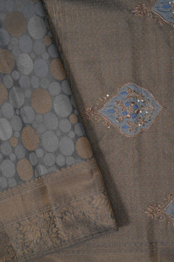 Image of A Luxurious Brocade Embroidery Saree