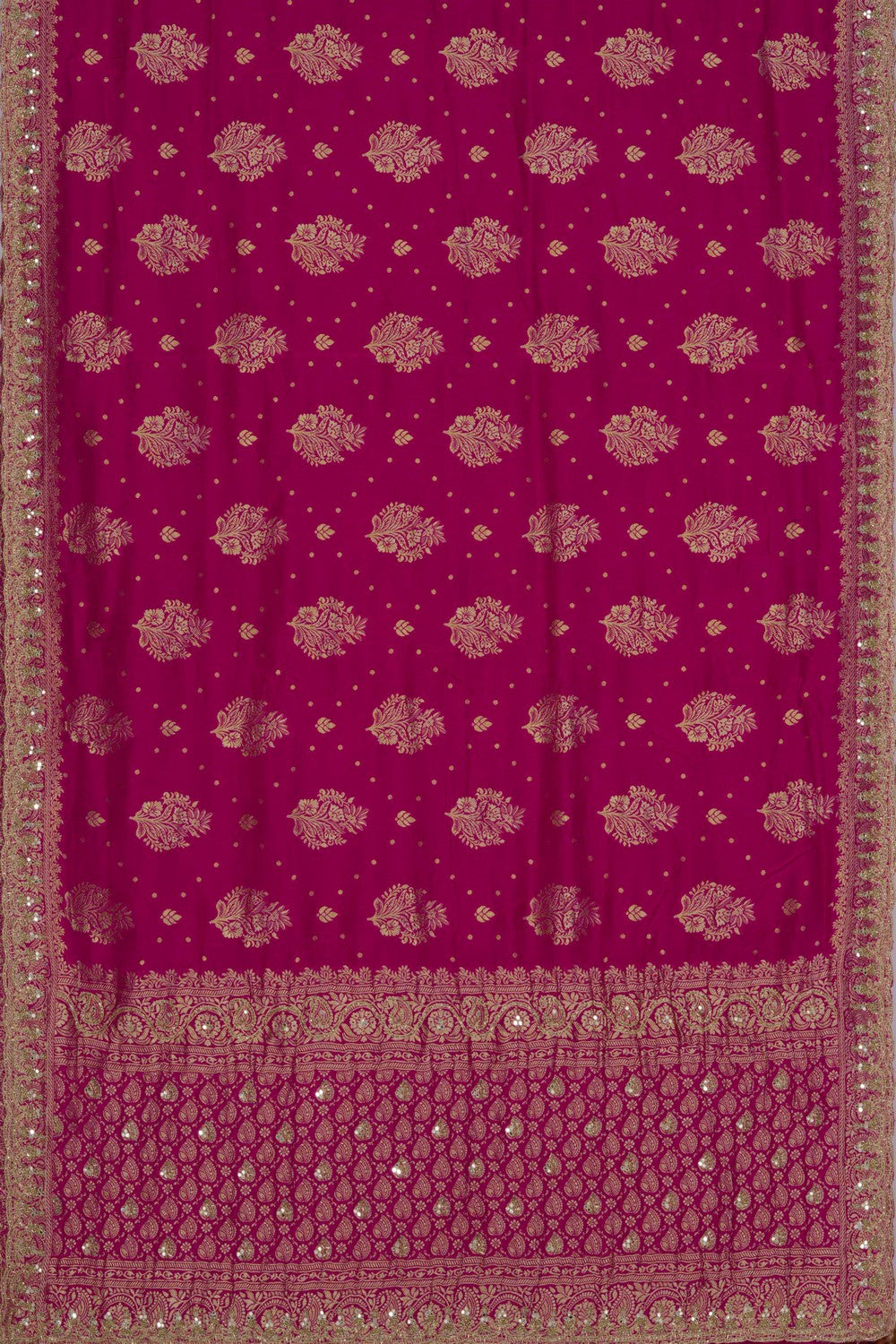 A Graceful Festive Silk Saree