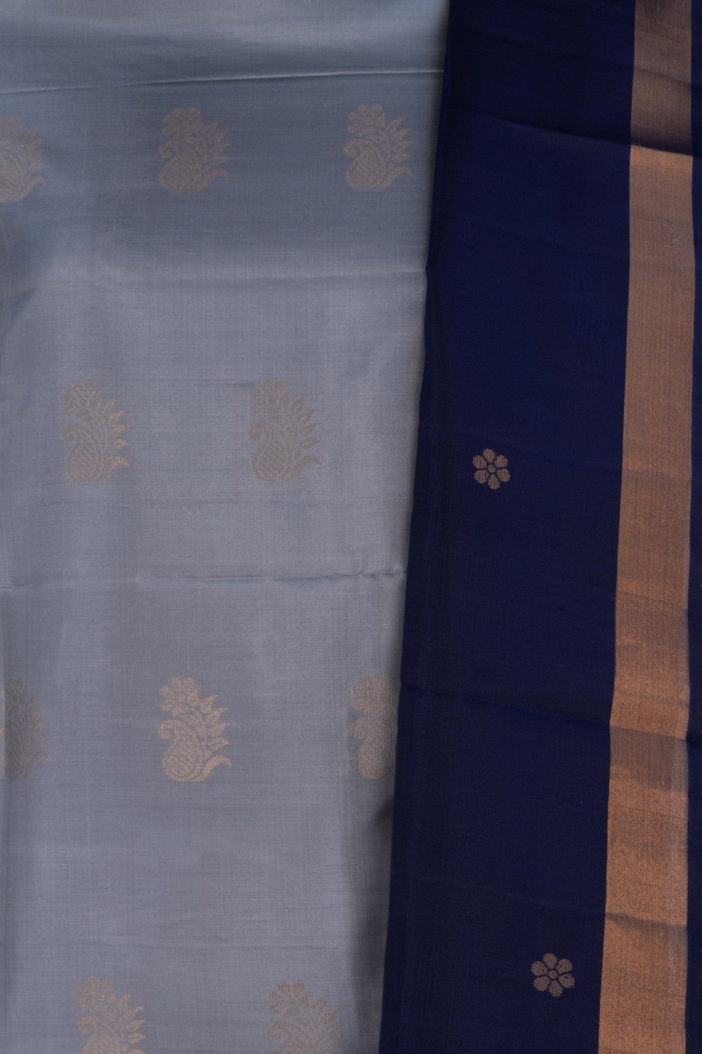 Image of Unstitched Suit Set Fabric (3 Pcs Set)