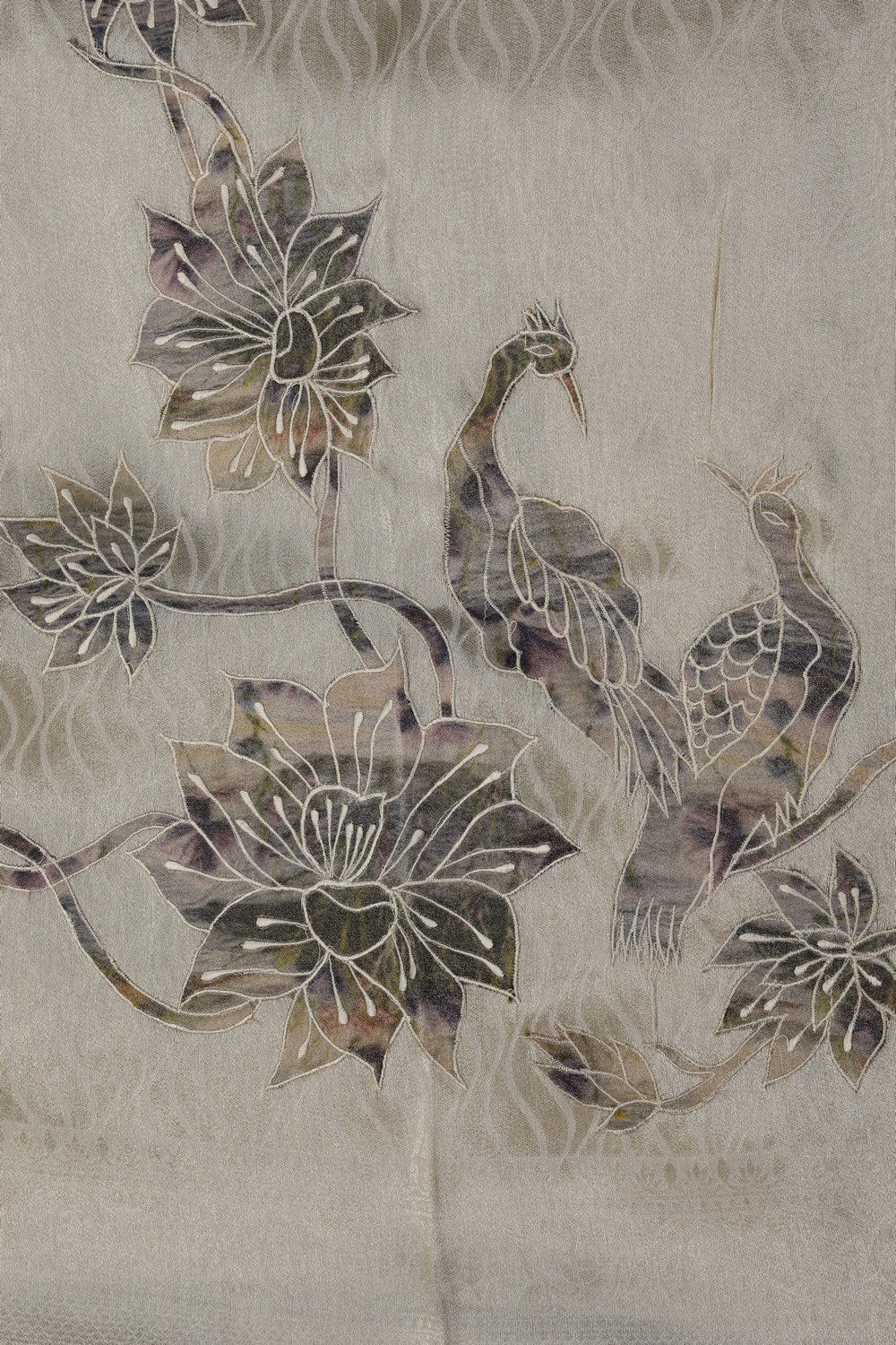 A graceful Tissue Silk White Saree
