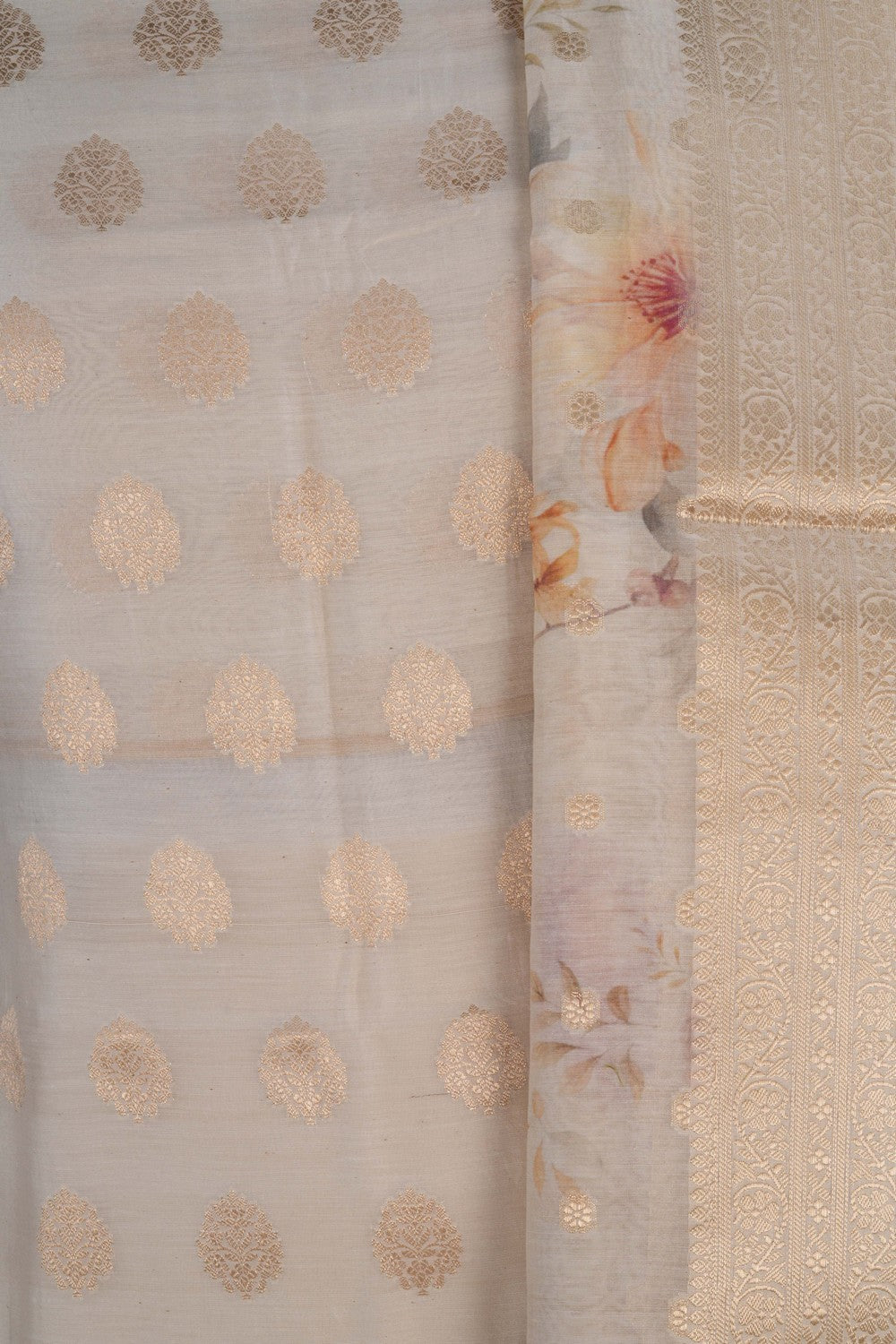 Image of Unstitched Suit Set Fabric (3 Pcs Set)