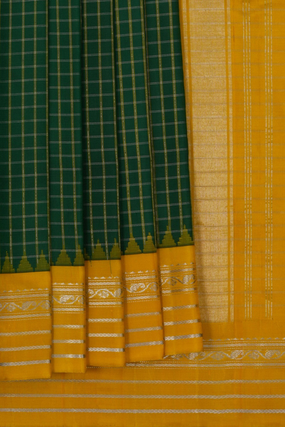 Image of Gadwal Silk Green Saree