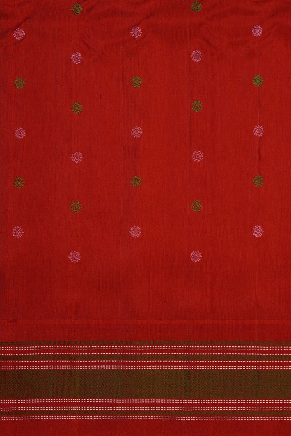 Gadwal Silk Off-White Saree