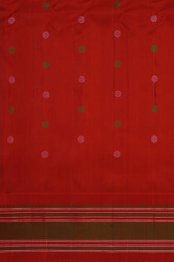 Image of Gadwal Silk Off-White Saree
