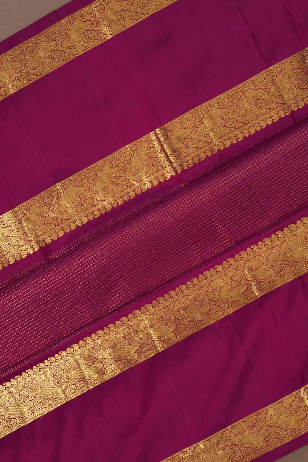 Gadwal Pattu Magenta Pink Saree