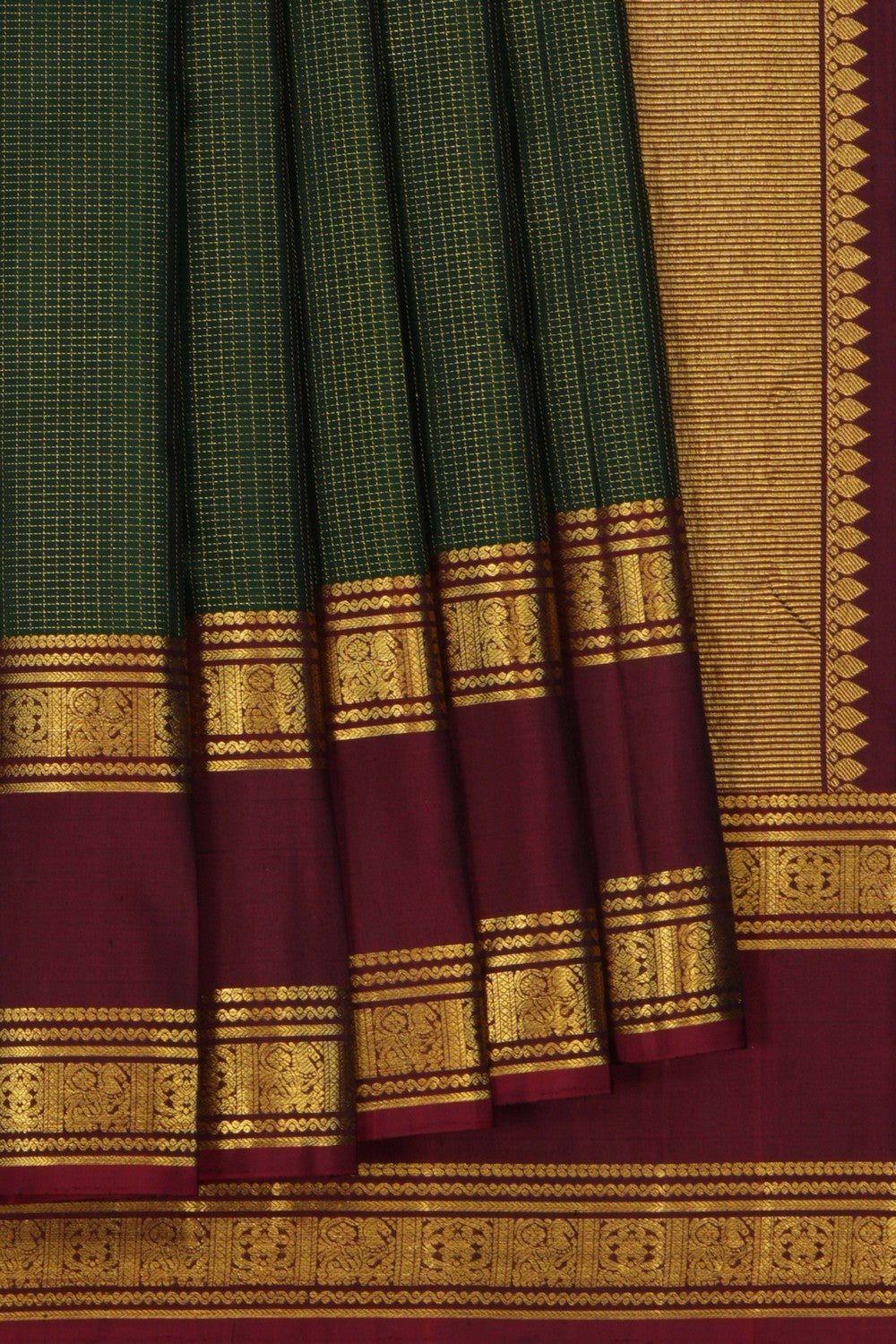 Gadwal Pattu Green Saree