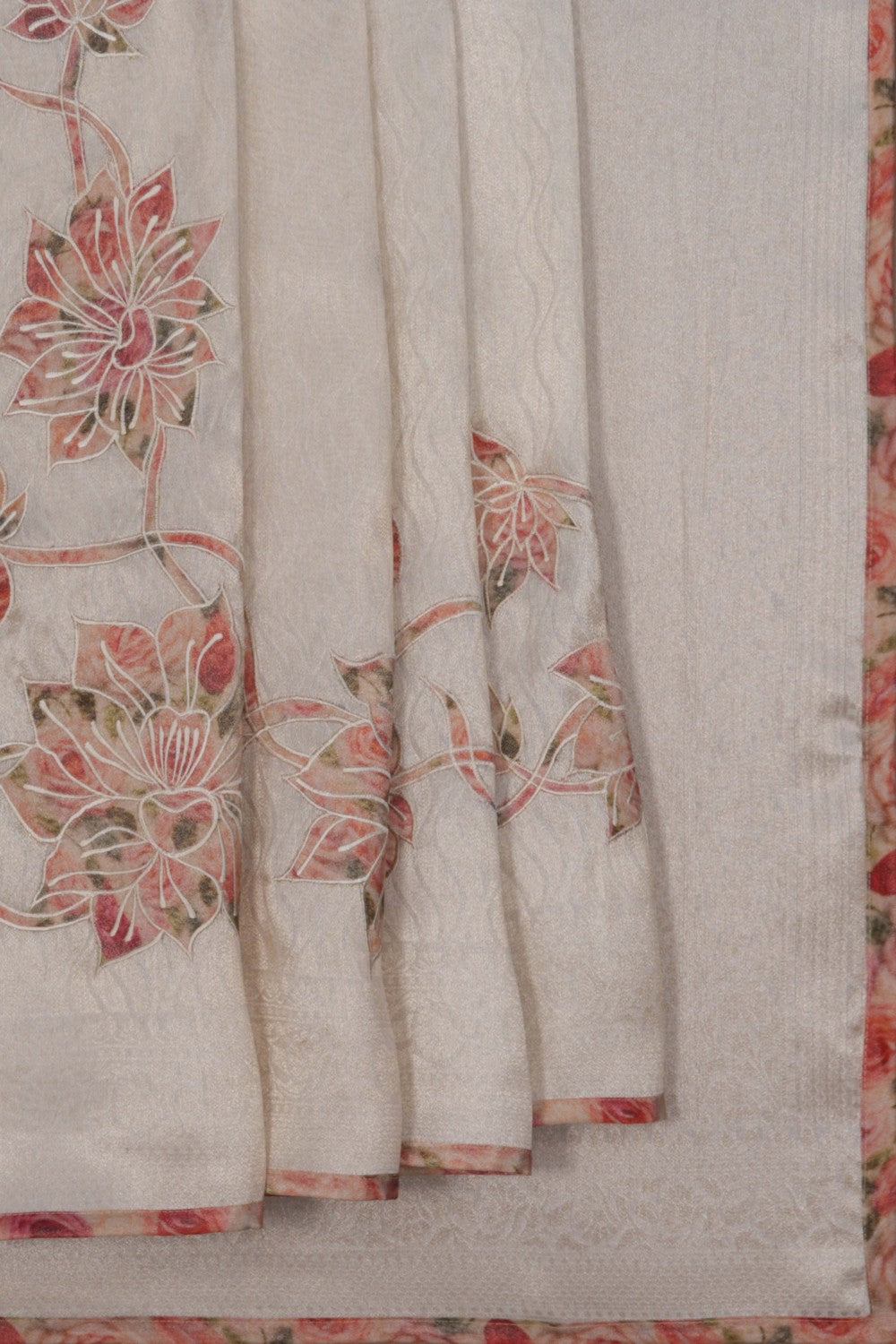 A graceful Tissue Silk White Saree