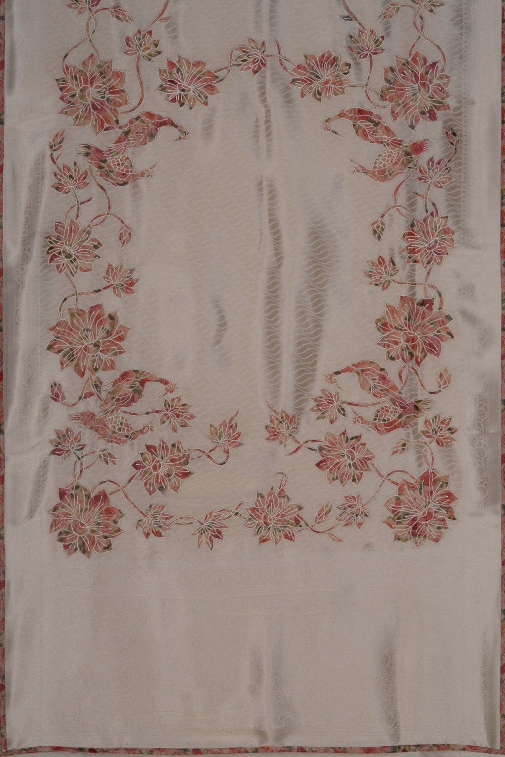 A graceful Tissue Silk White Saree