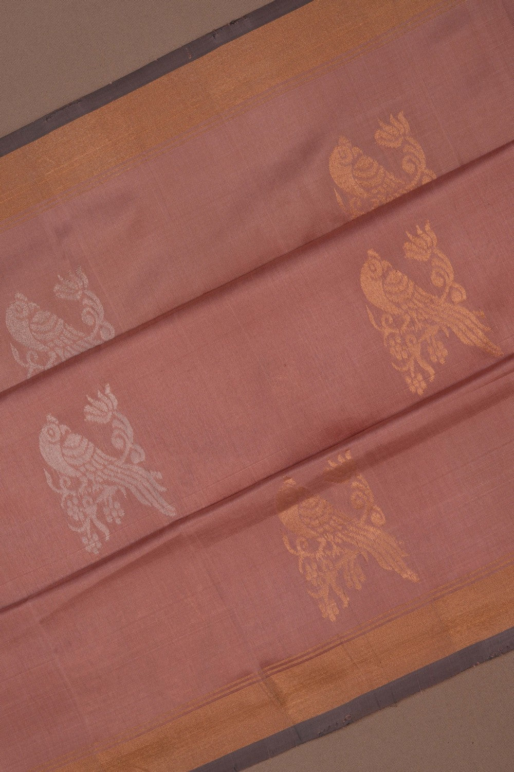 Uppada Silk Onion Pink Saree