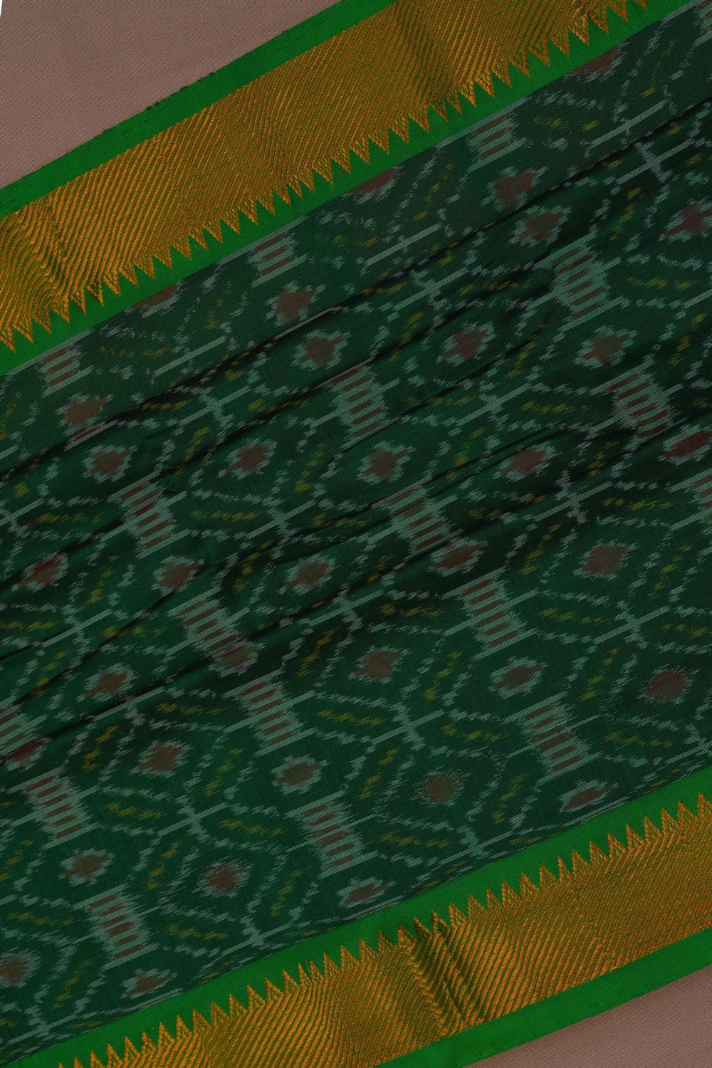 Image of Mangalgiri Silk Green Saree