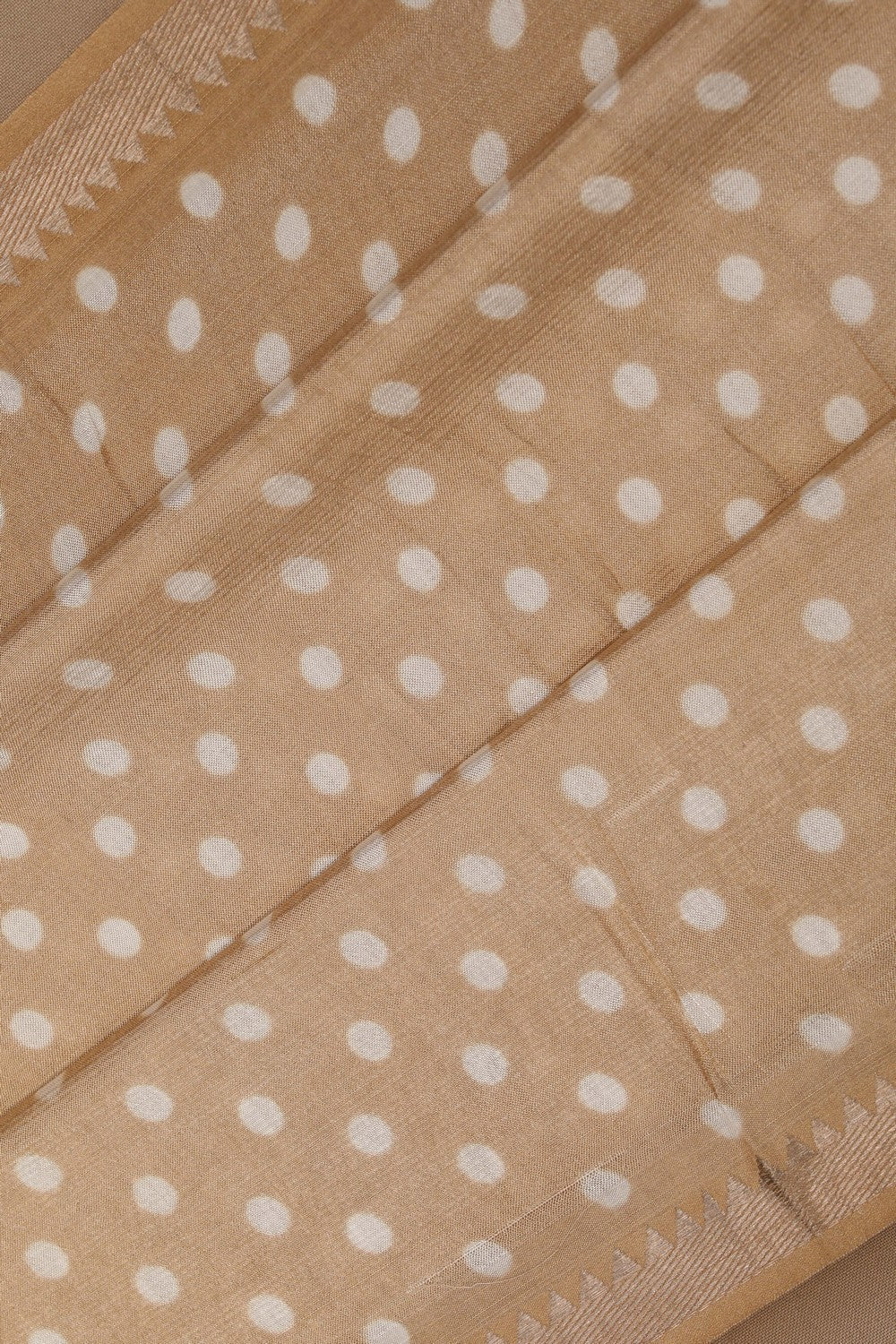 Image of Mangalgiri Silk Beige Saree