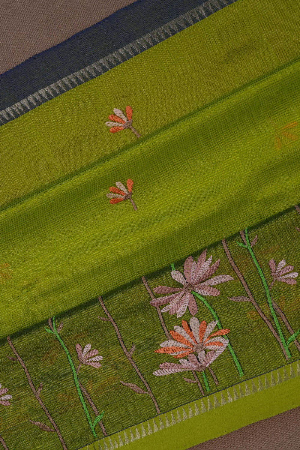 Image of Mangalgiri Silk Green Saree