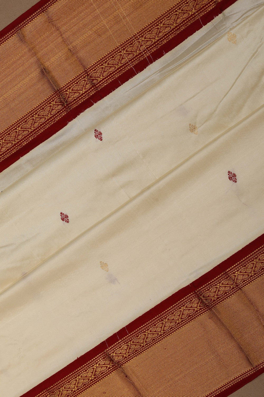 Narayanpet Silk Off White Saree
