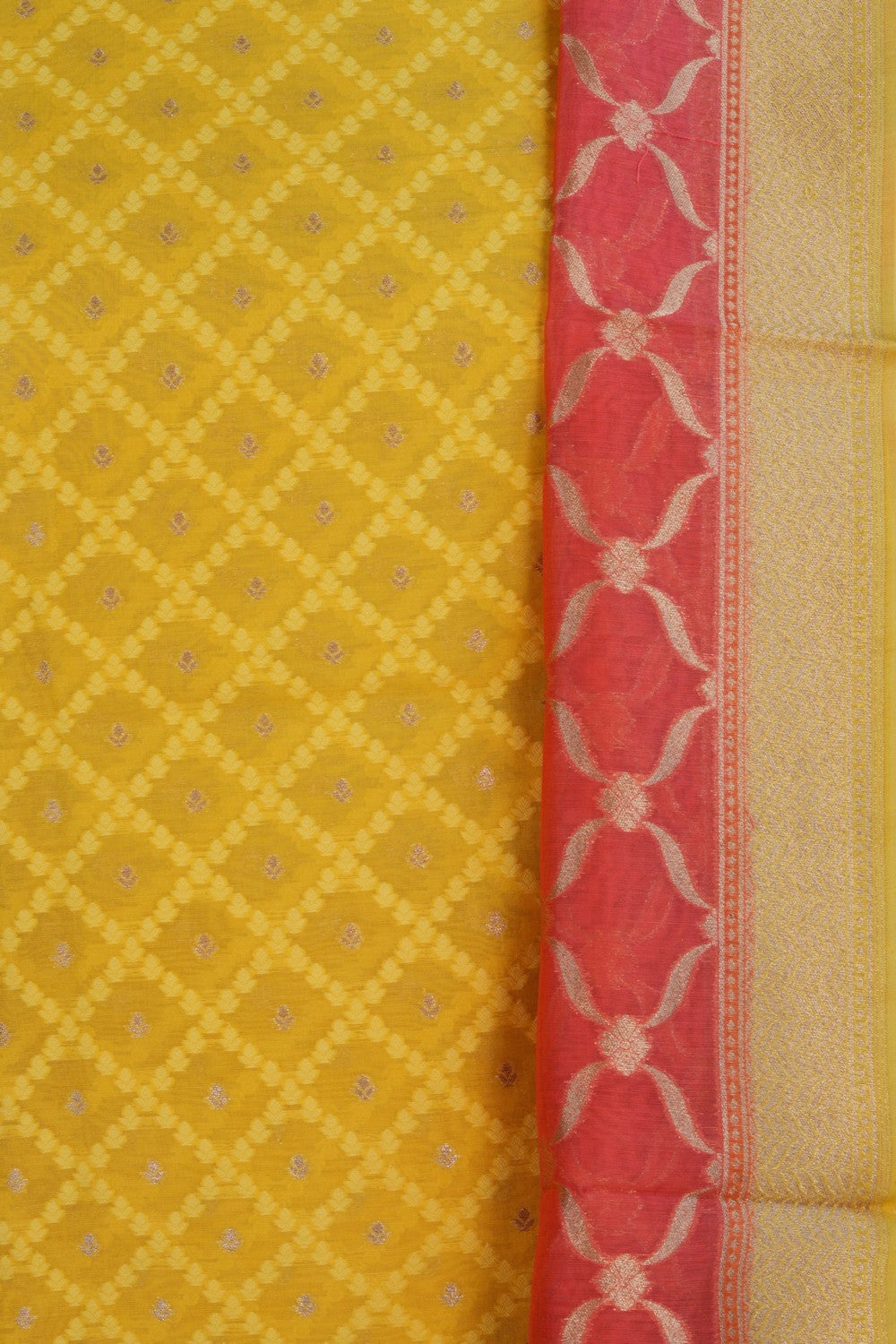 Image of Unstitched Suit Set Fabric (3 Pcs Set)