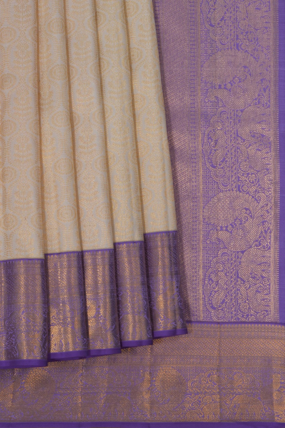 Kanchipattu An Ethereal Pearl-White Saree