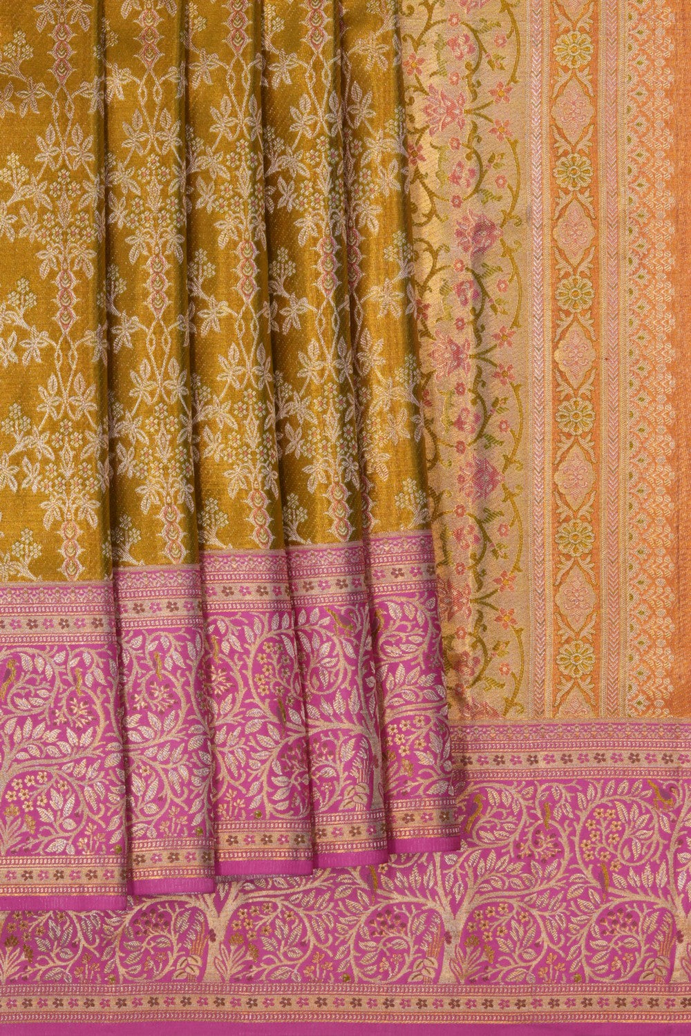 Kanchipattu Tissue Brocade Gold Saree