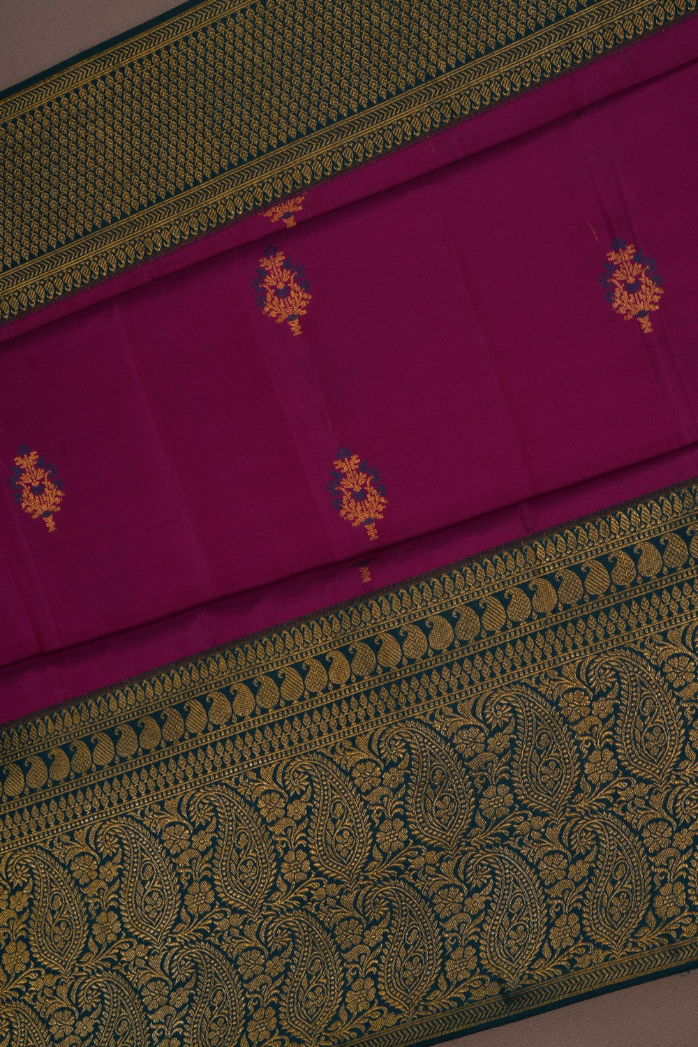 Kanchipattu Violet Saree