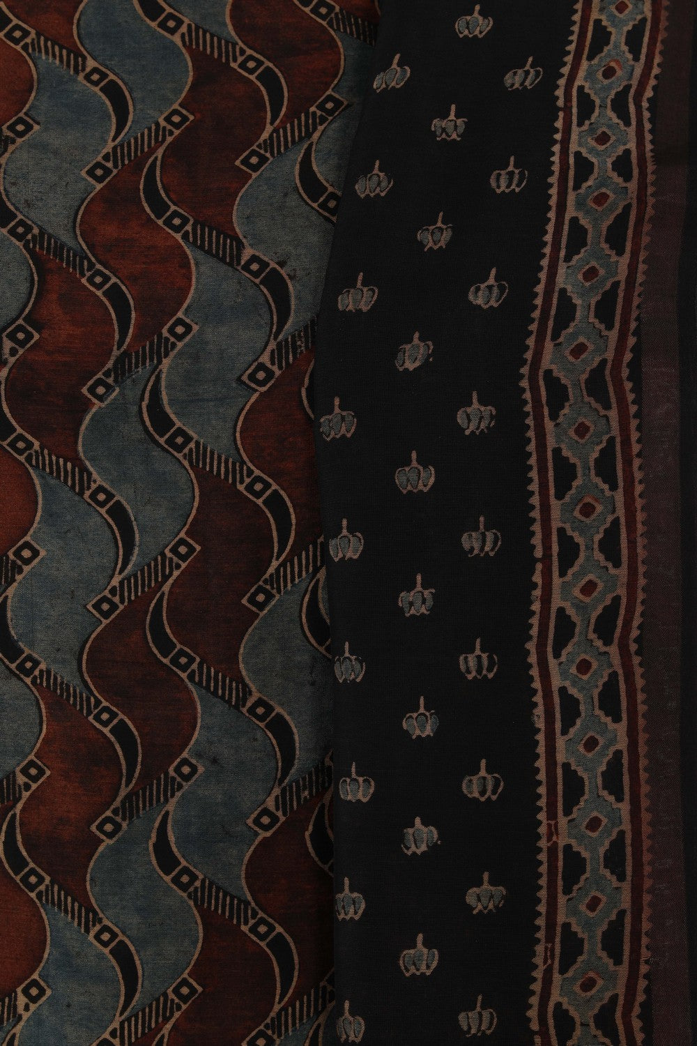 Image of Unstitched Suit Set Fabric (3 Pcs Set)