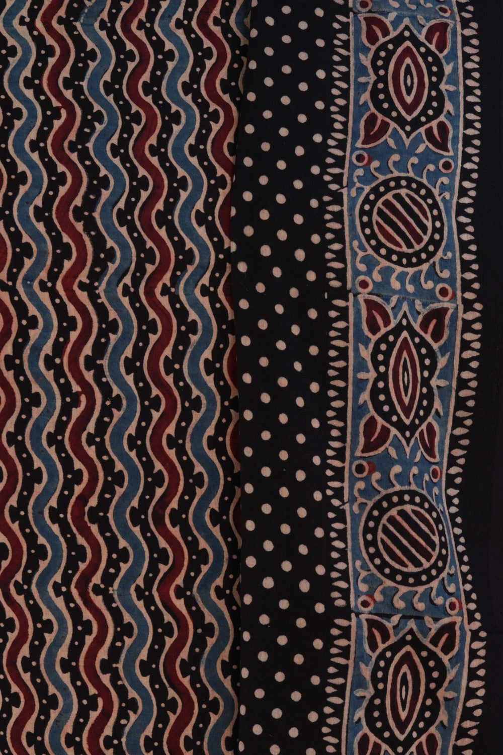 Image of Unstitched Suit Set Fabric (3 Pcs Set)