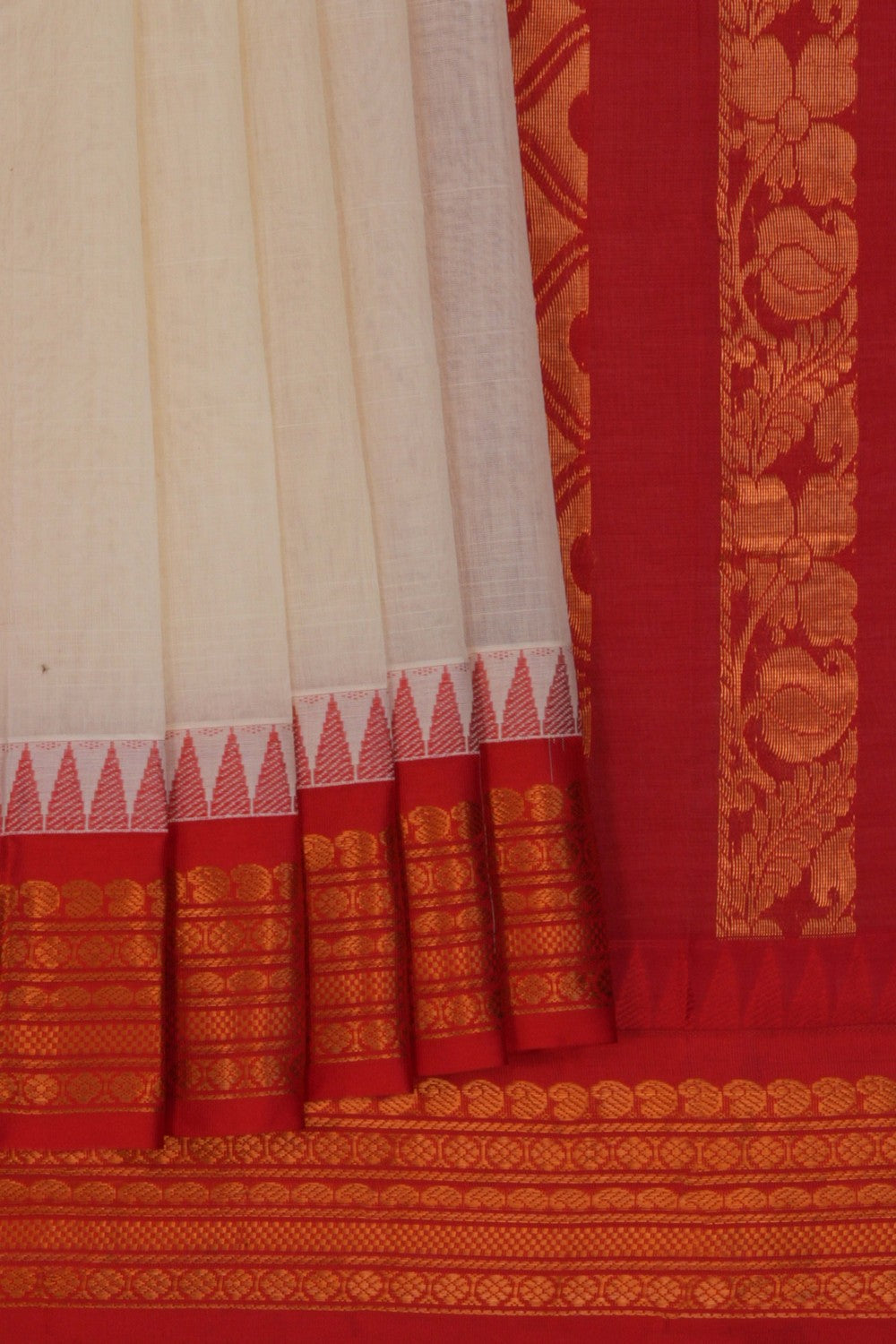 Image of Gadwal Cotton Off-White Saree