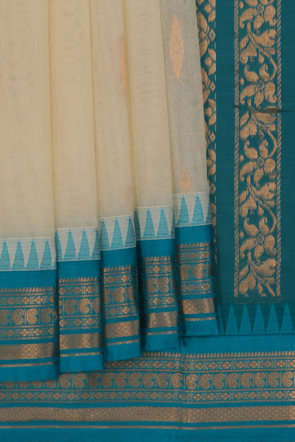 Image of Gadwal Cotton Off-White Saree