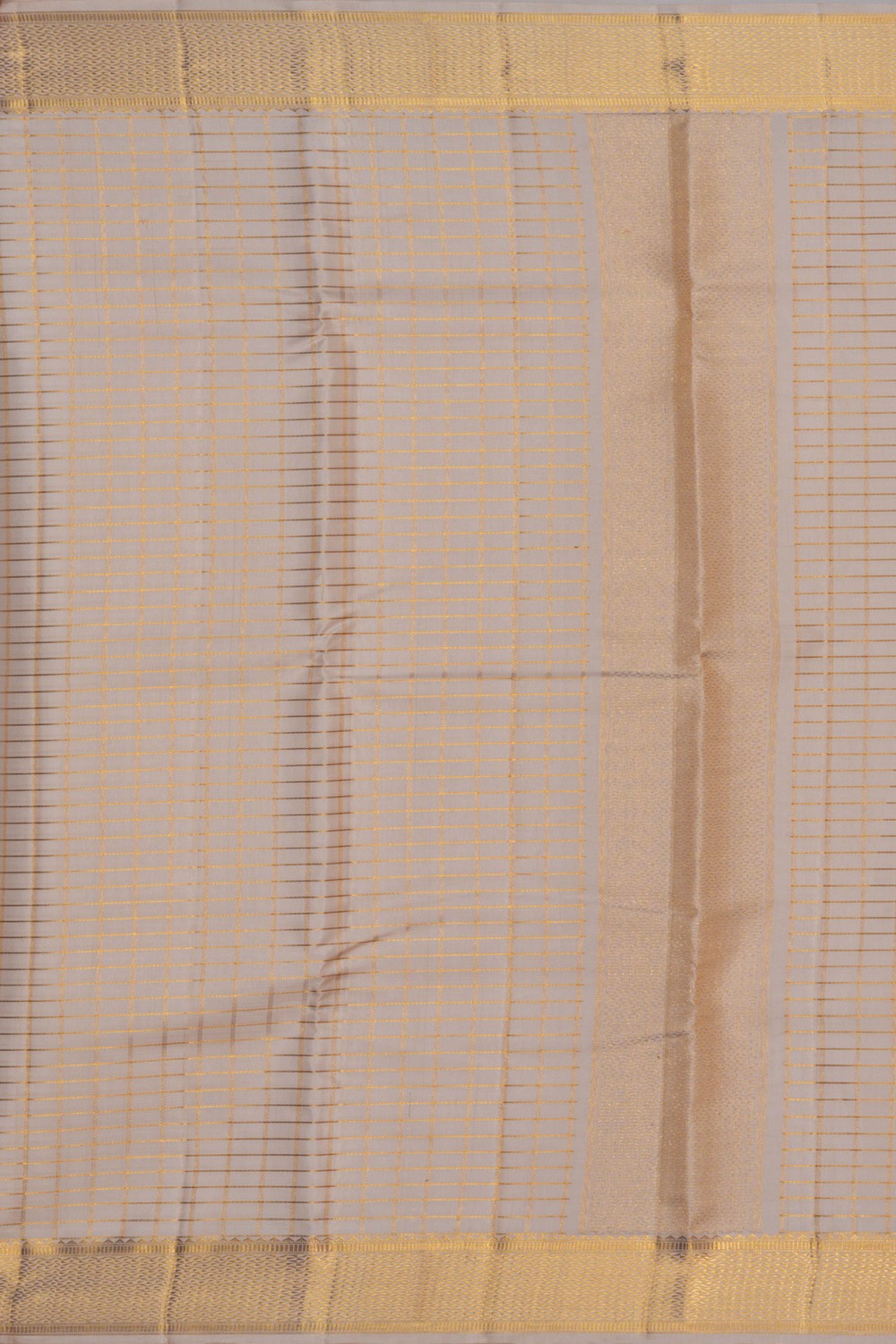 Image of Arani Silk Off-White Dhoti With Kanduva (8 X 4)