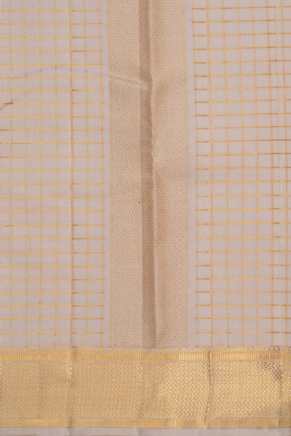 Image of Arani Silk Off-White Dhoti With Kanduva (8 X 4)