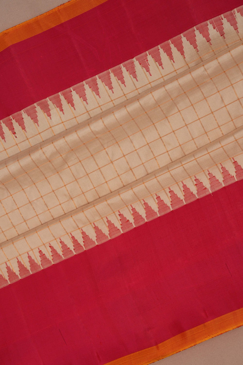 Gadwal Kattam Beige Saree