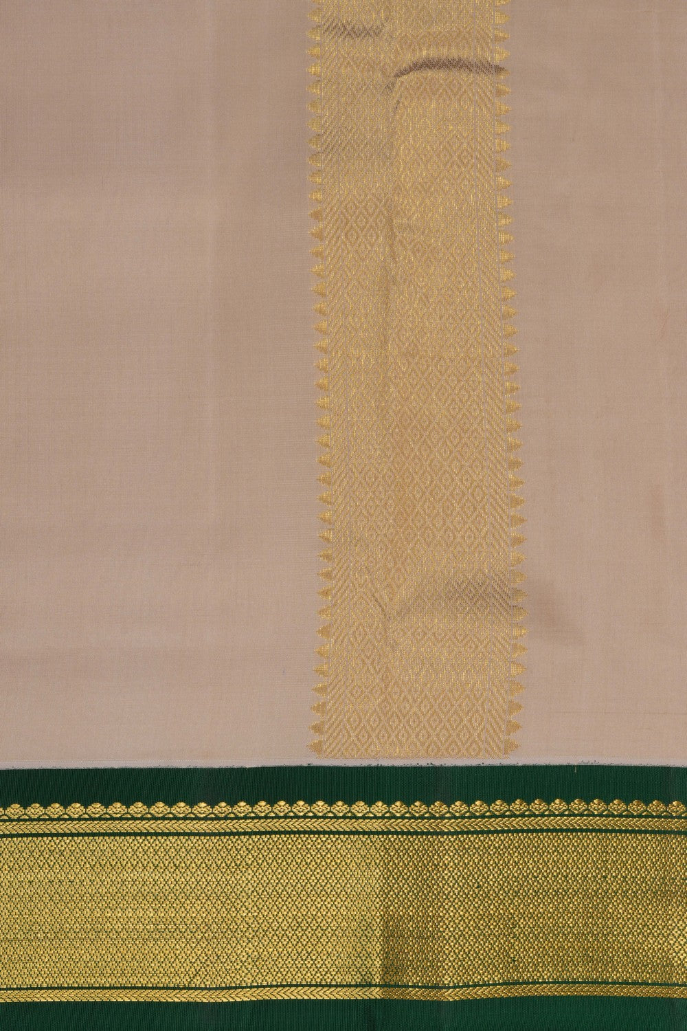 Image of Kanchipuram Silk Off-White Dhoti With Kanduva (8 X 4)