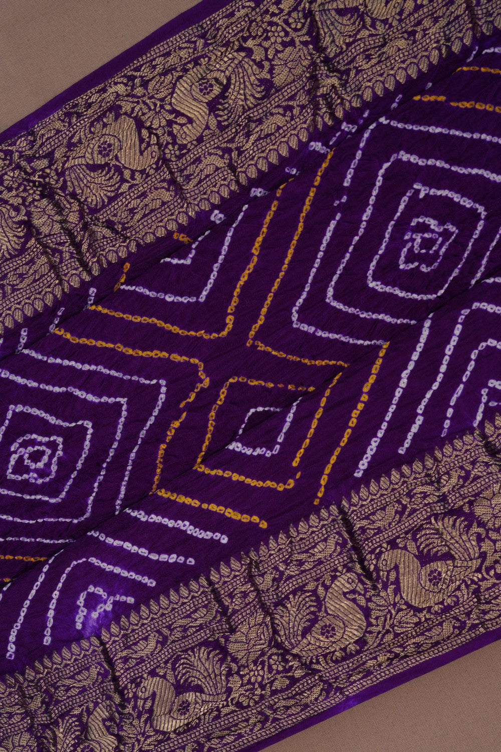 Image of Bandhani Saree With Zari Border