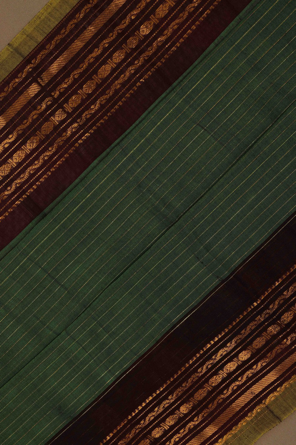 Image of Gadwal Cotton Silk Green Saree