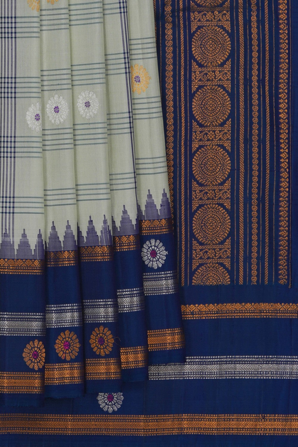 Image of Gadwal Silk Kattam Pista Green Saree