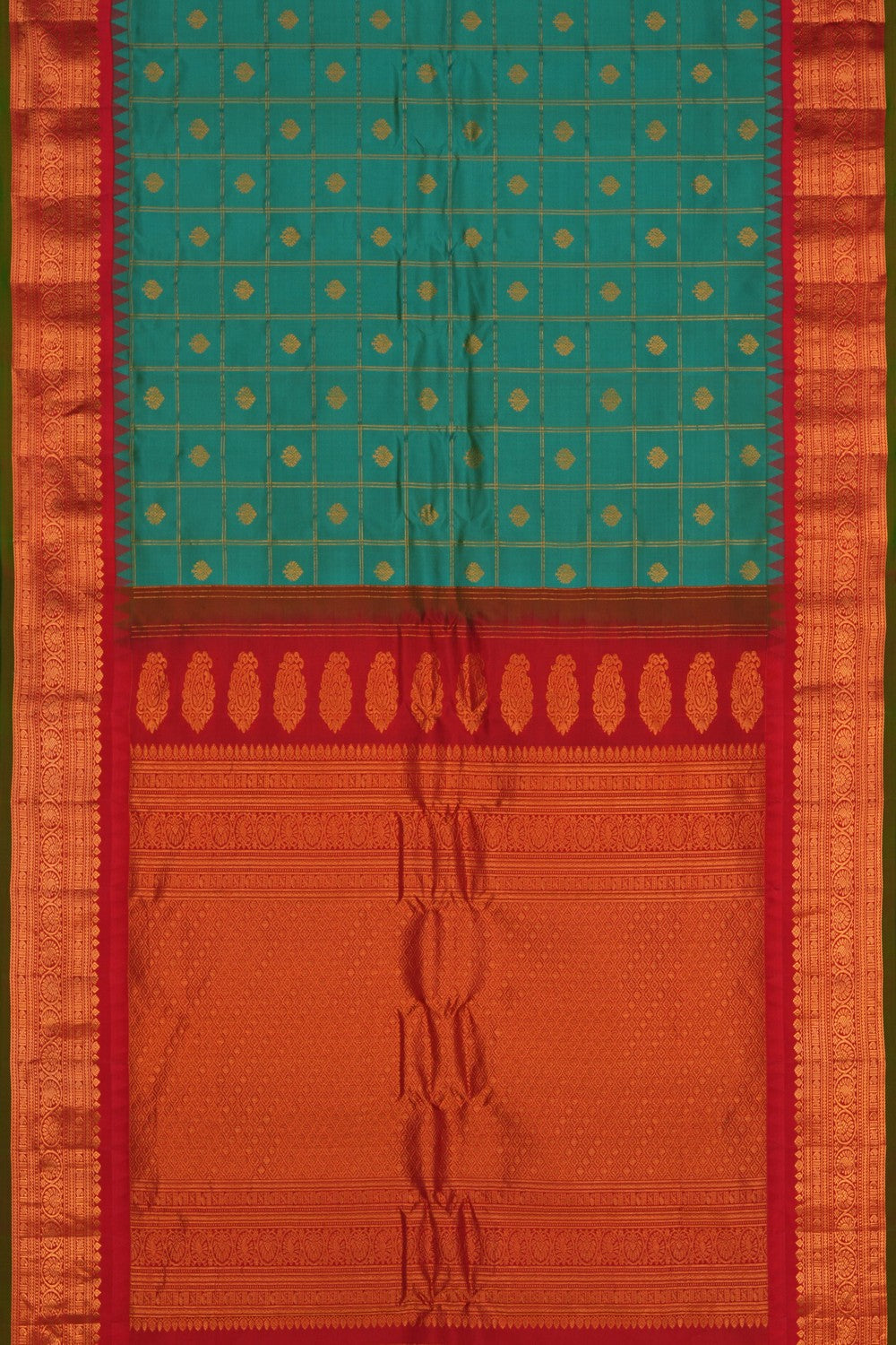 Gadwal Silk Kattam Green Saree