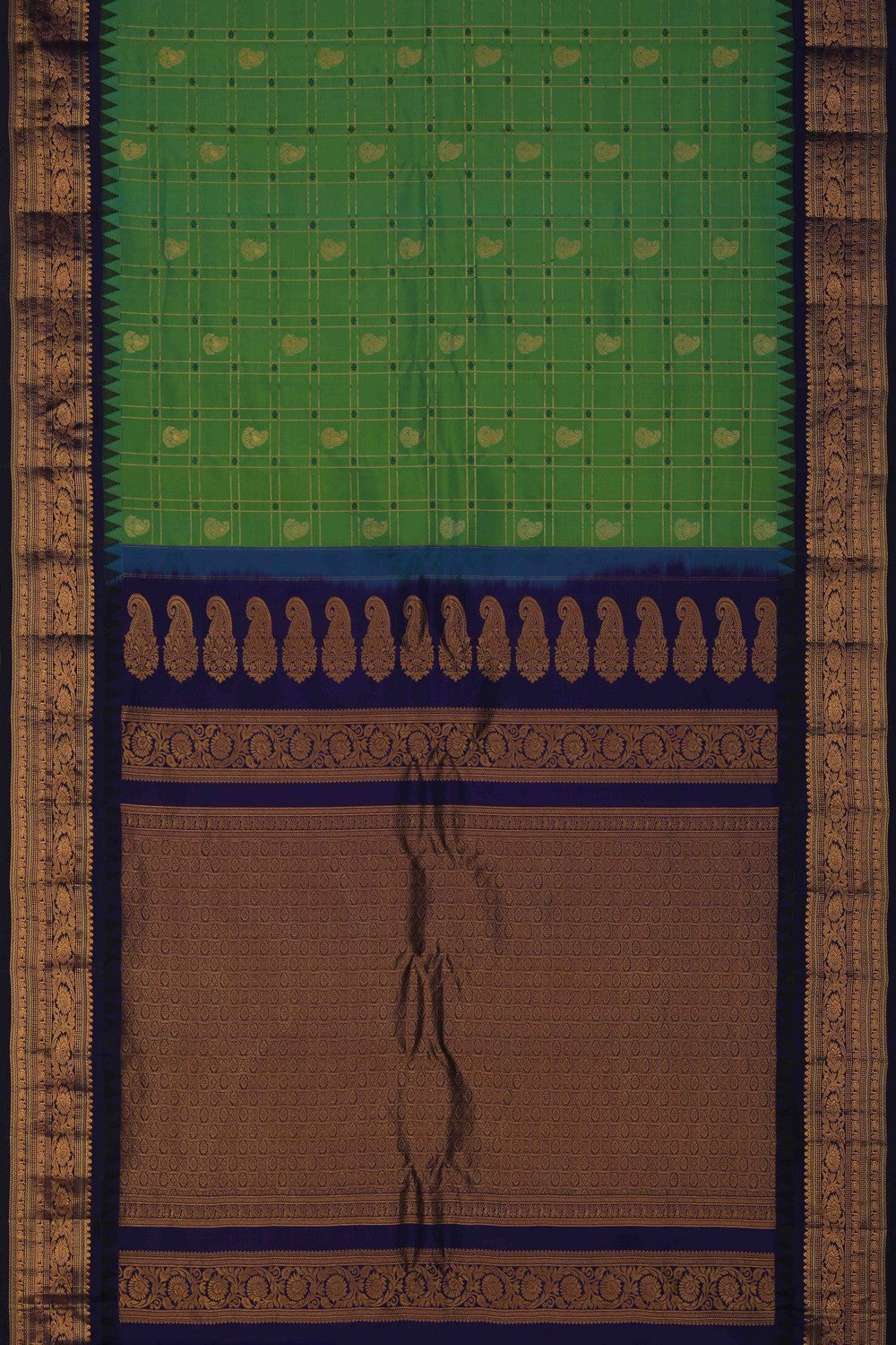 Gadwal Silk Kattam Green Saree