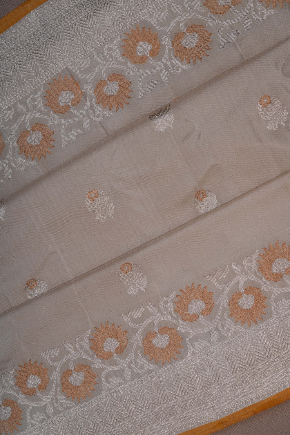 Gadwal Silk Ivory Off-White Saree