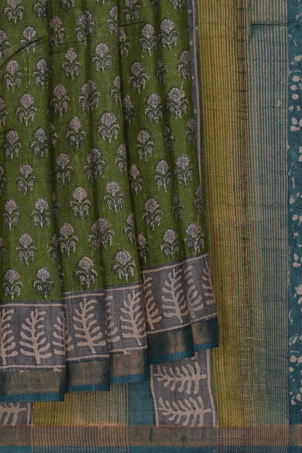 Image of A Floral Printed Tussar Silk Saree