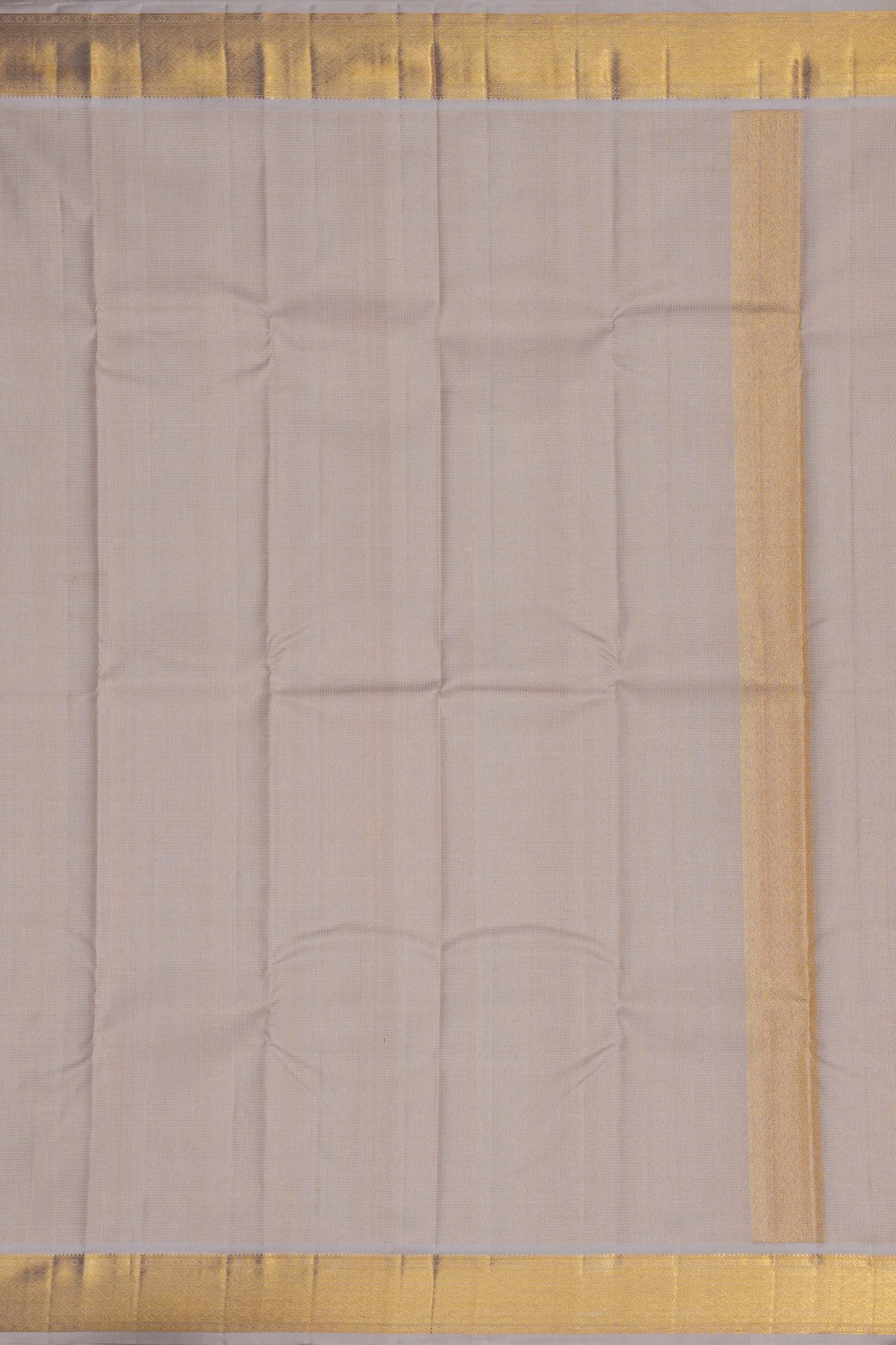 Image of Arani Silk Off-White Dhoti With Kanduva (8 X 4) 3 Pcs Set