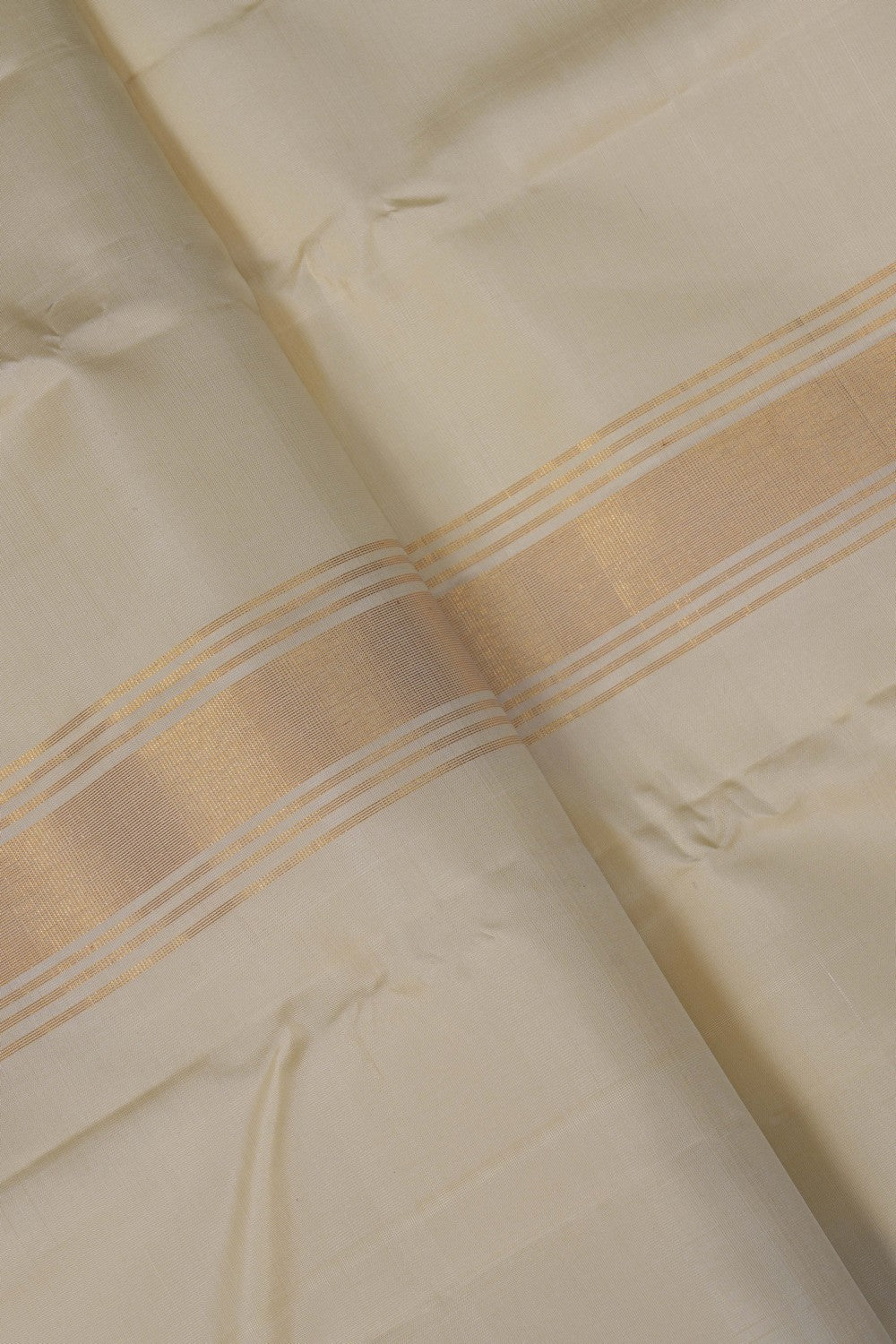 Image of Kanchi Silk Dhoti With Kanduva (8 X 4) 2 PCS Set