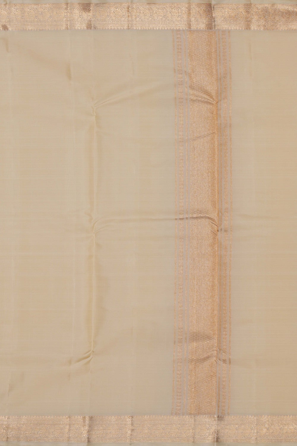 Image of Kanchi Silk Cream Dhoti With Kanduva (8 X 4)