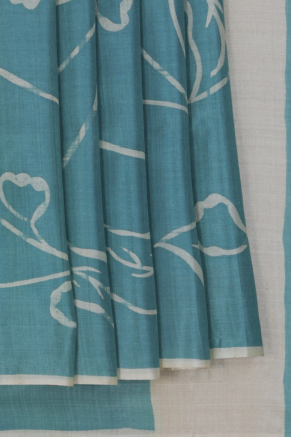 Image of A Floral Printed Saree