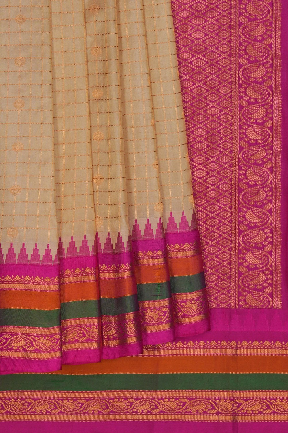 Image of Gadwal Silk Kattam Ivory Off-White Saree
