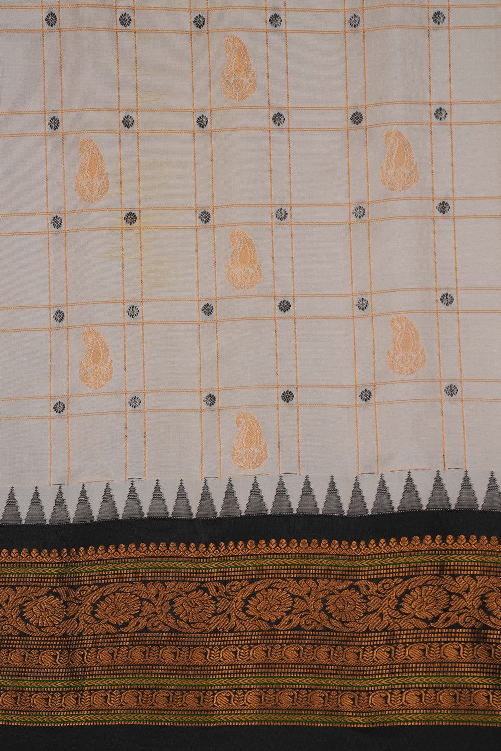 Image of Gadwal Silk Kattam Off-White Saree