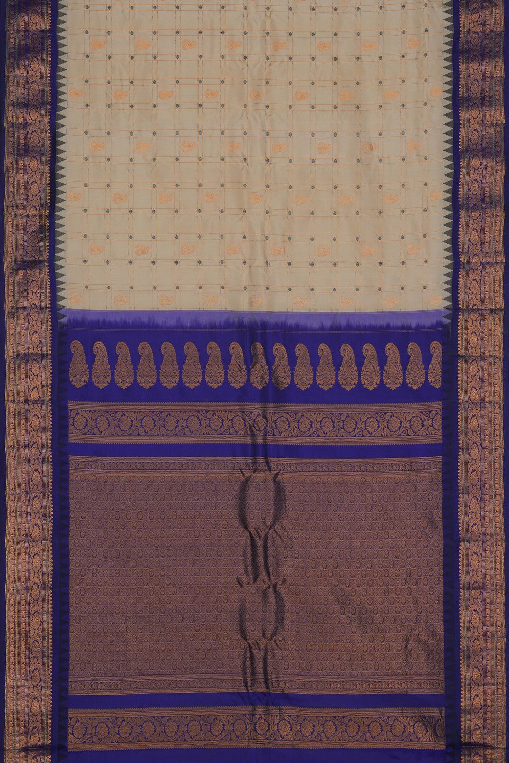 Image of Gadwal Silk Kattam Cream Saree