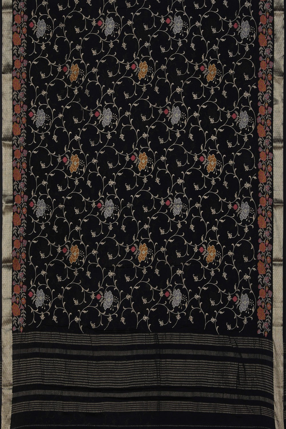 Image of Binny Crepe Black Saree