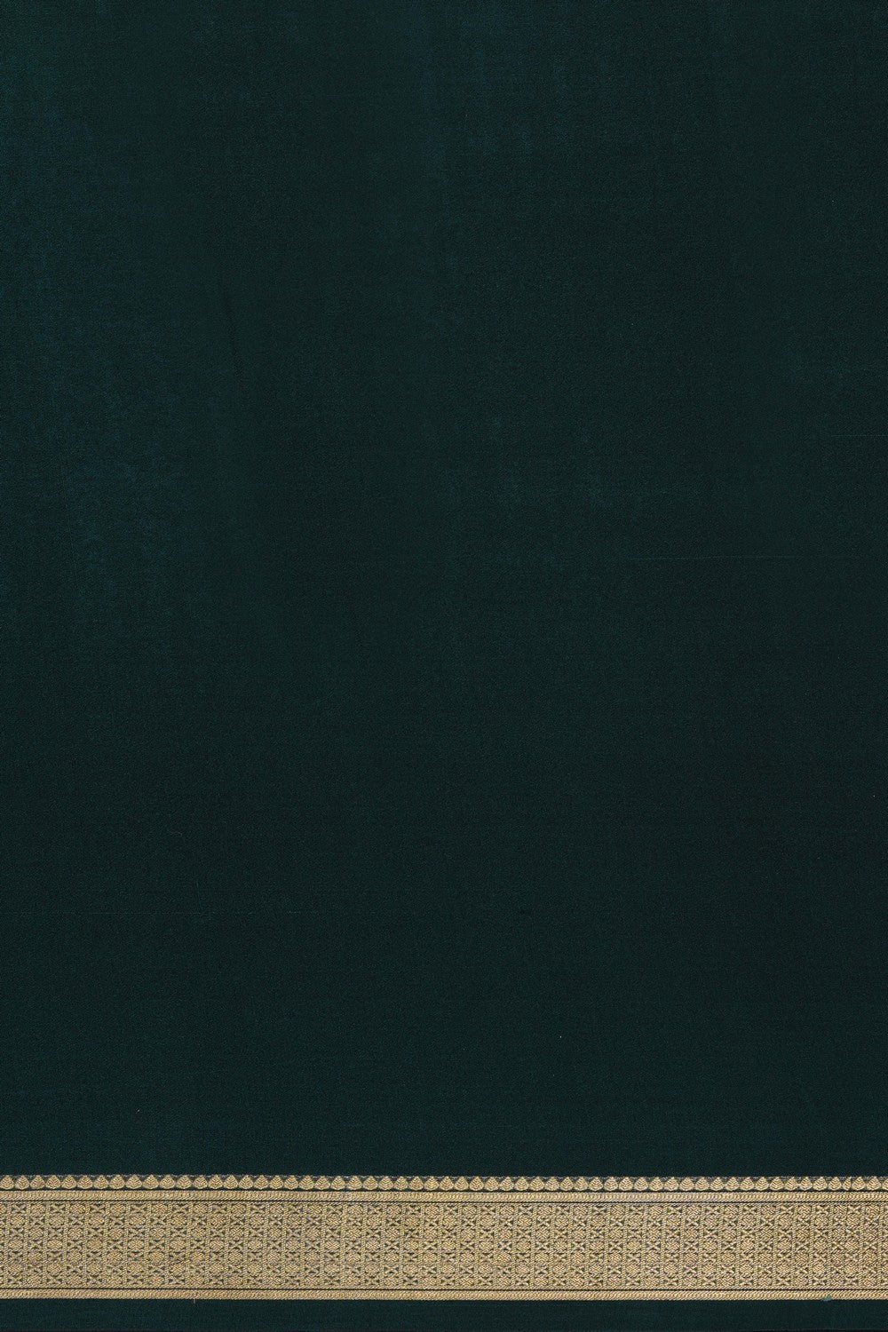 Image of Green Crepe Embroidery Saree