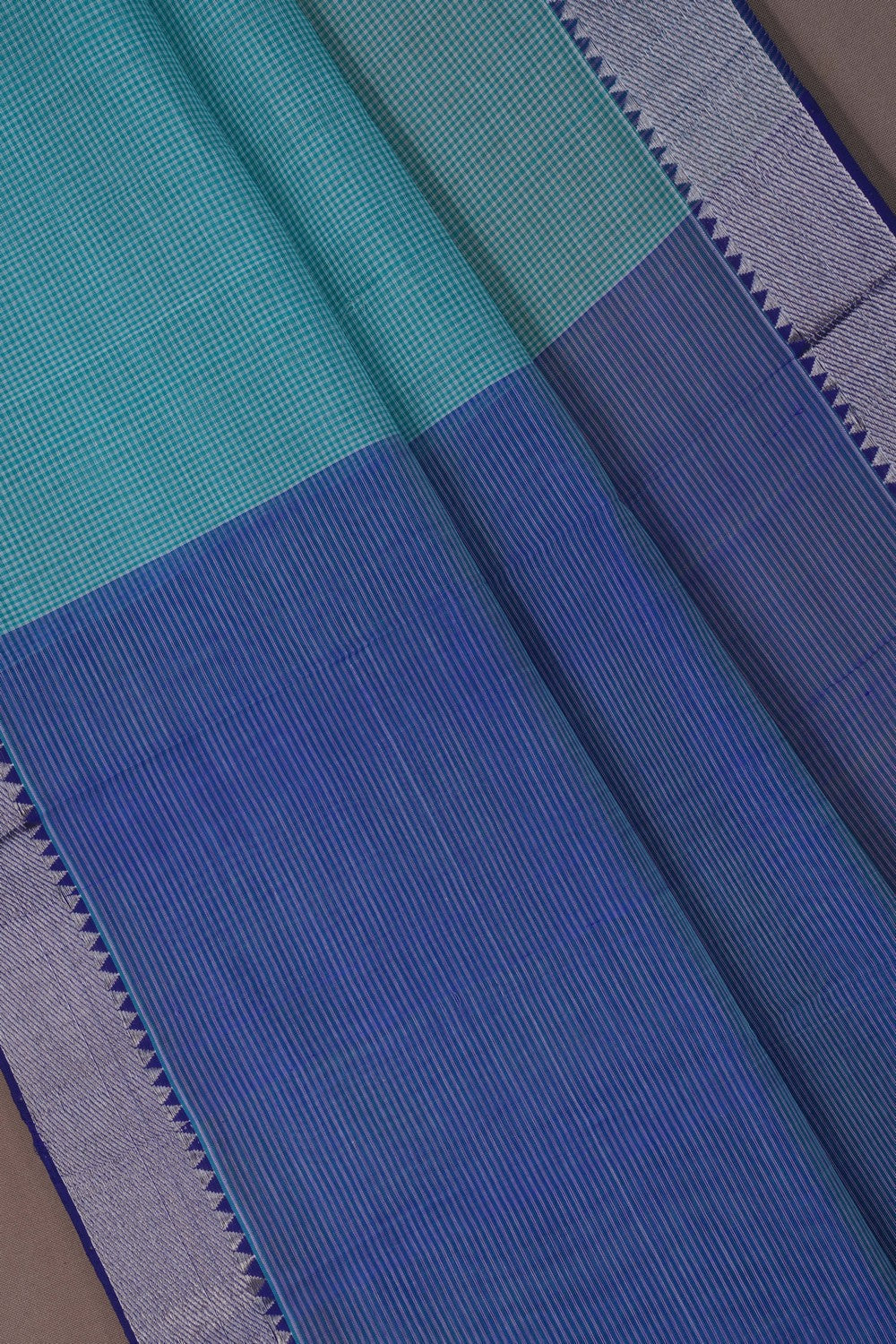 Image of Mangalgiri Turquoise Green Saree