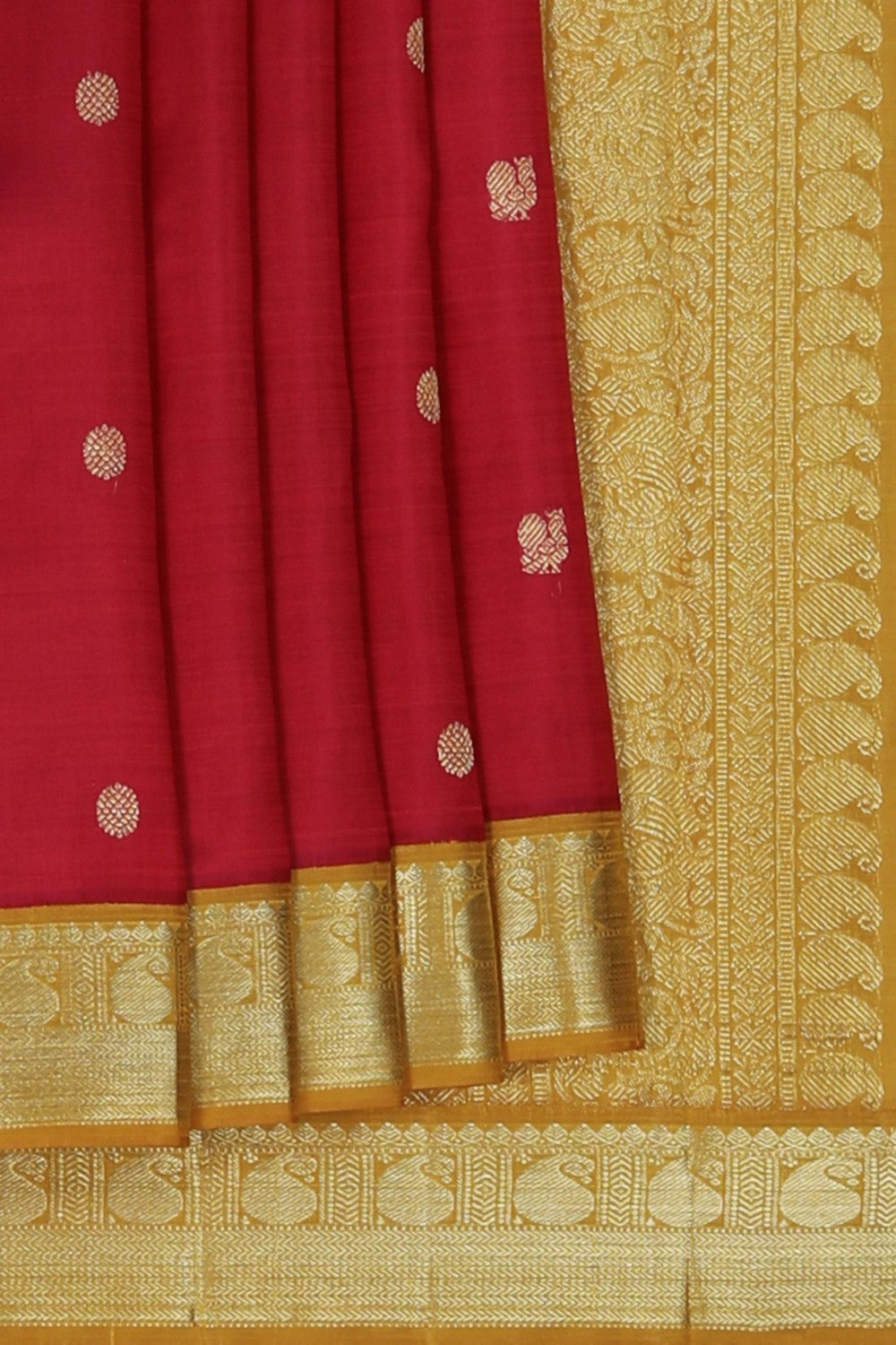 Image of A Traditional Red Arani Silk Saree