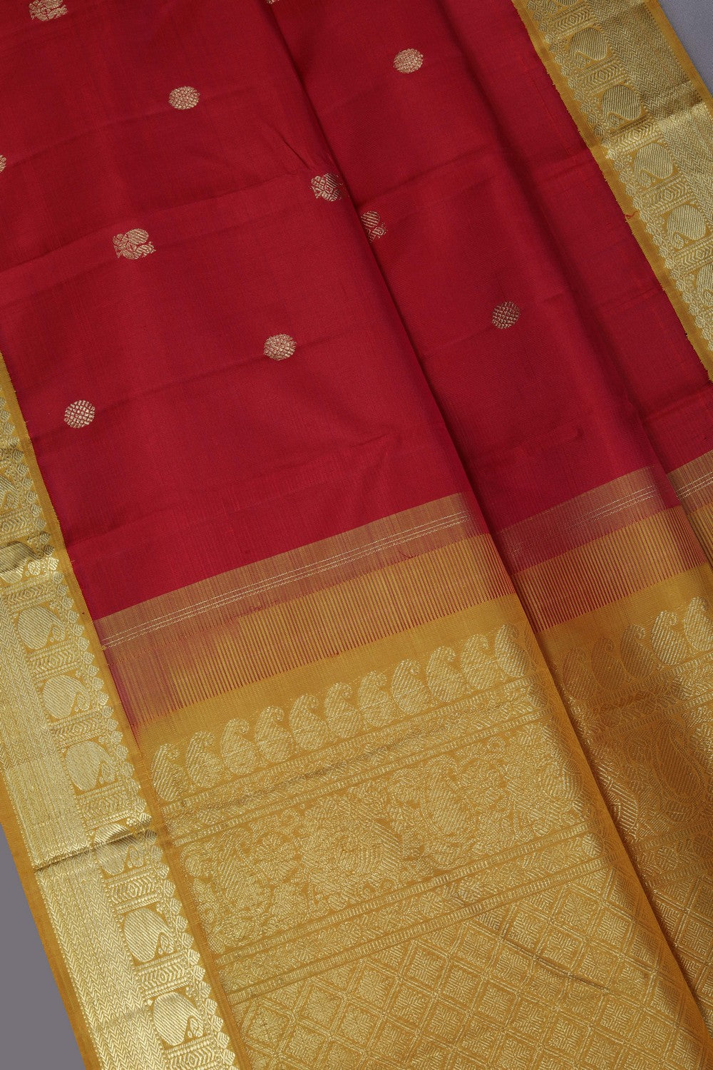 Image of A Traditional Red Arani Silk Saree