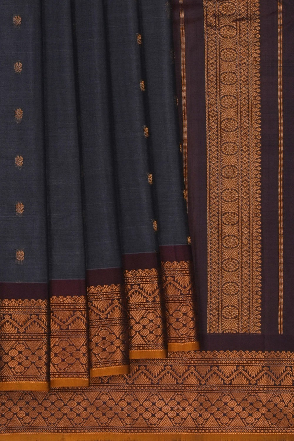 Image of Gadwal Cotton Silk Grey Saree